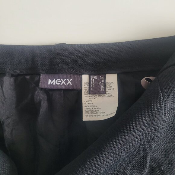 Black Suit - long jacket and skirt - Picture 7 of 8